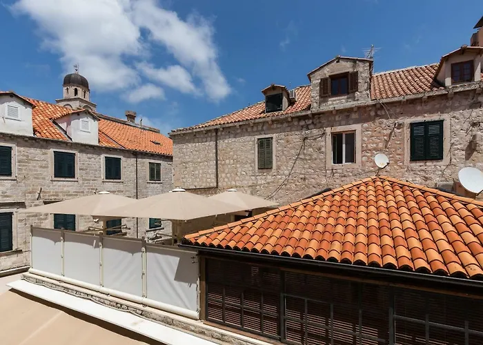 Guest house Center 3*